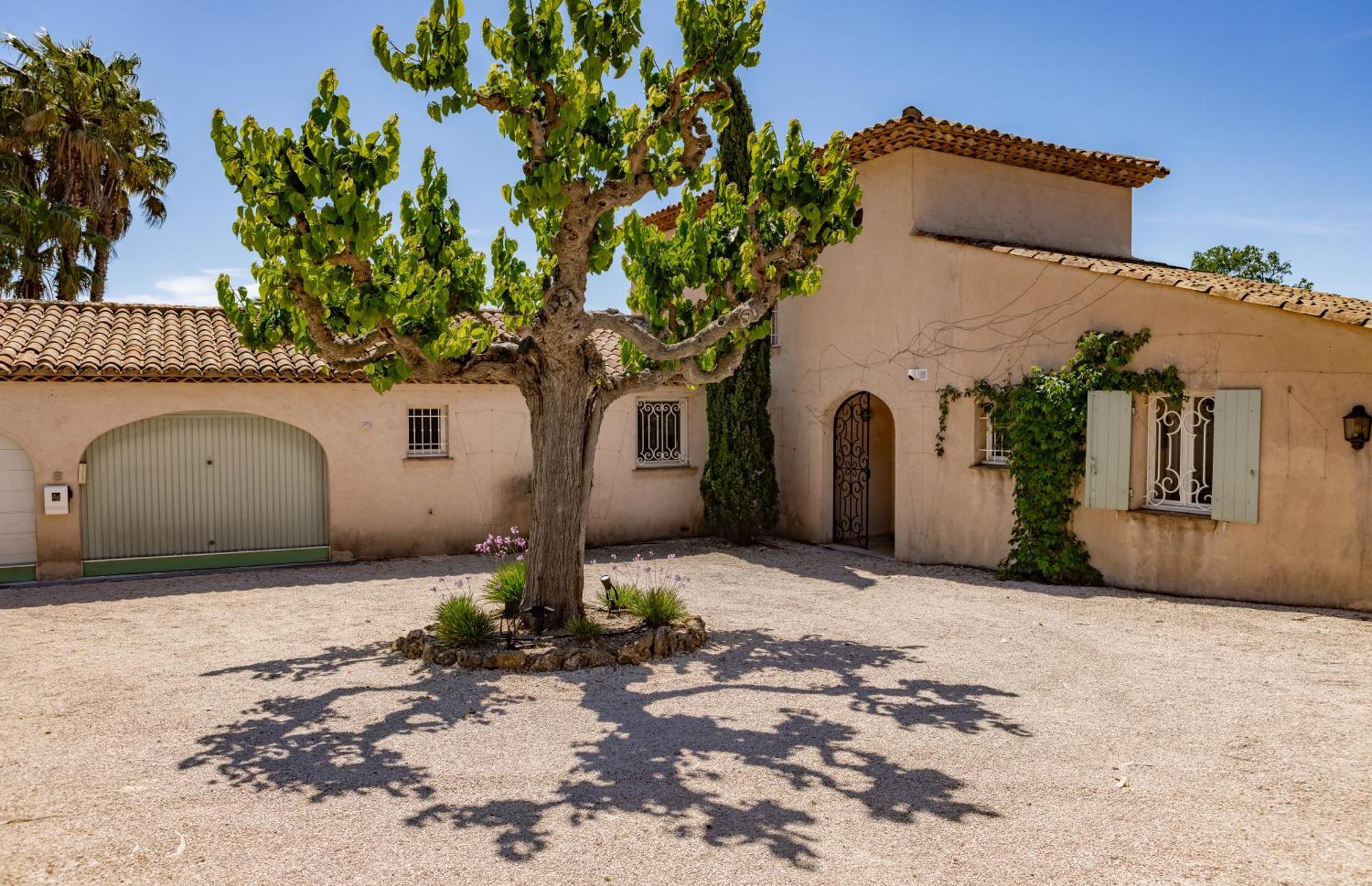 Superbe Villa, Piscine Chauffee, Jardin, Climatisee, Proche Du Village Le Plan-de-la-Tour Exterior foto